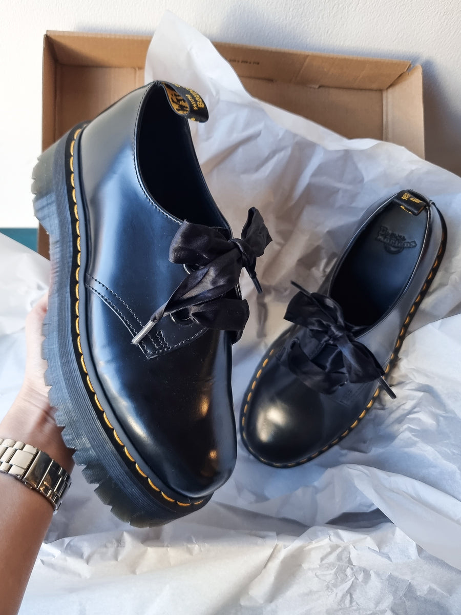 DR. MARTENS HOLLY BLACK BUTTERO – That Shoe Lady