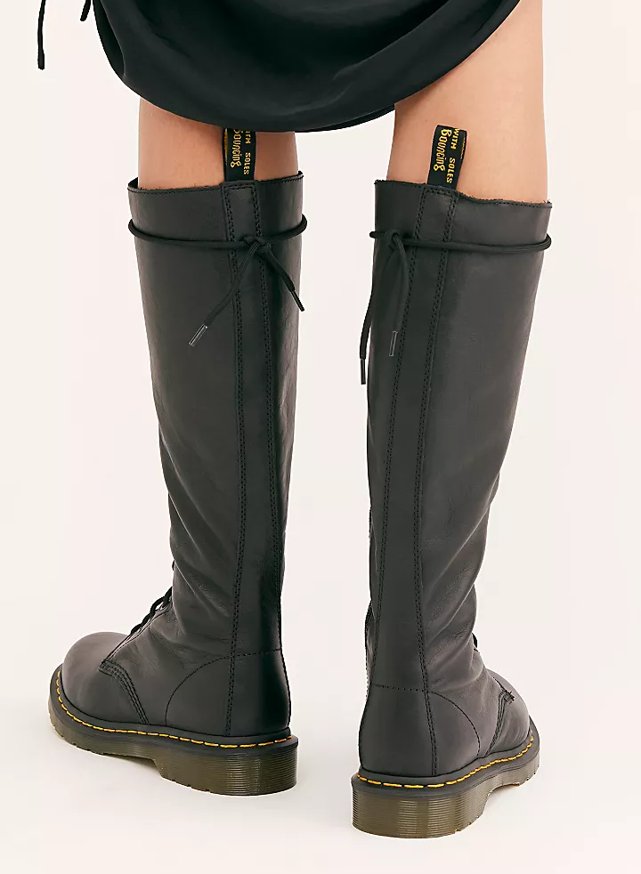 Tall Boots 1b60 Virginia Dr Martens Martens 1B60 Virginia Knee