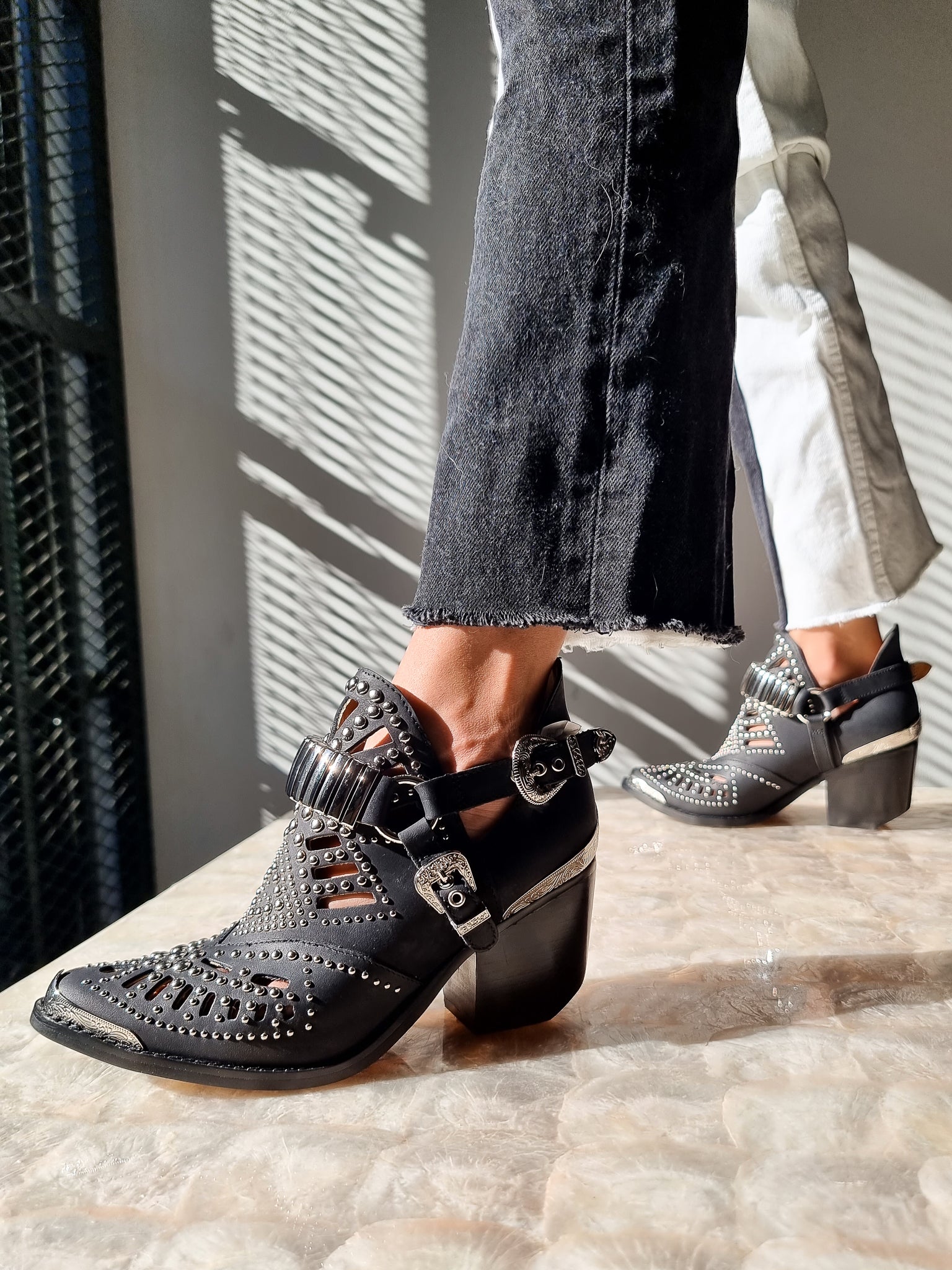 Jeffrey campbell calhoun ankle boot outlet