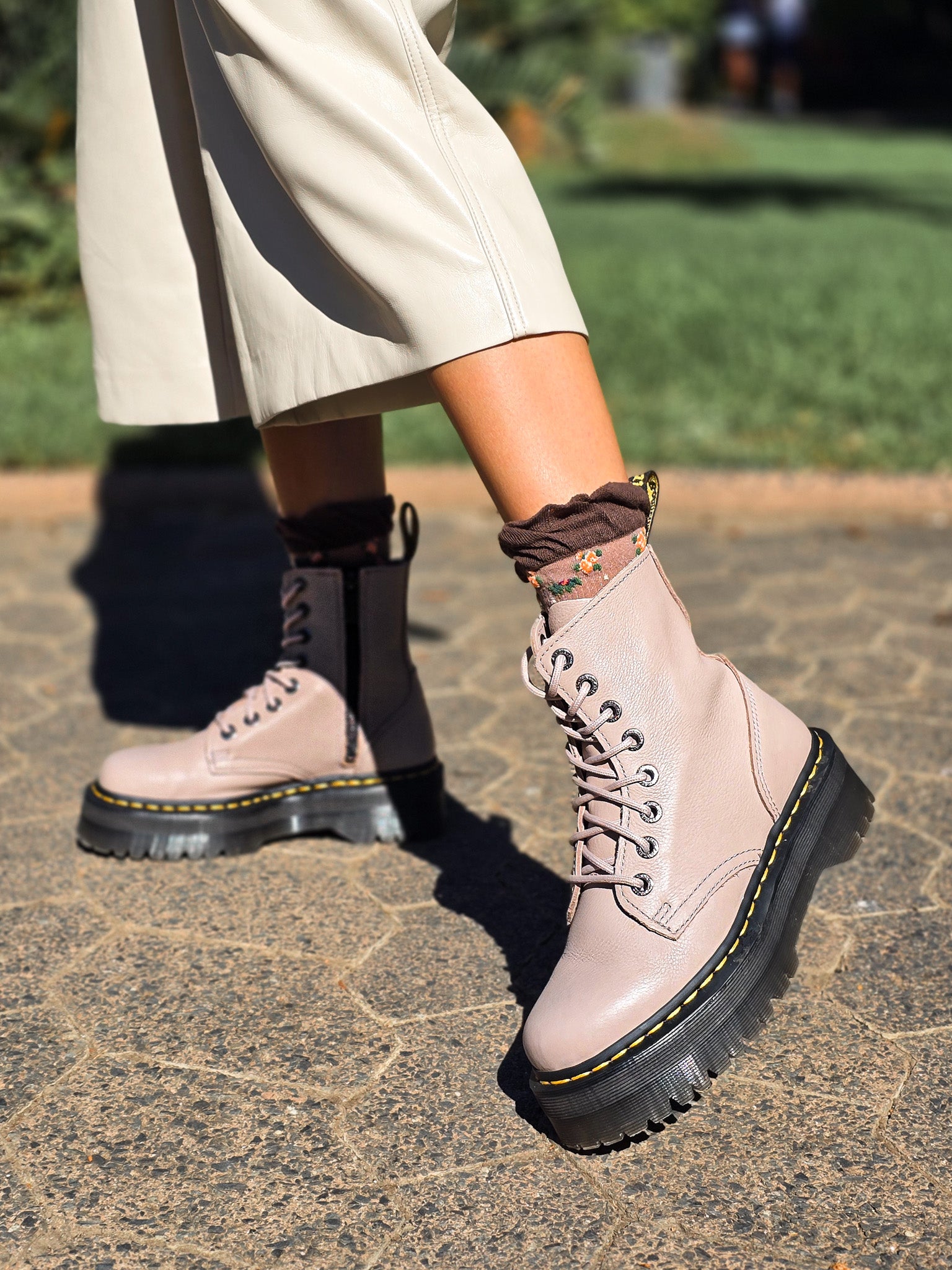 MARTENS JADON TAUPE PISA – That Shoe Lady - Main Image