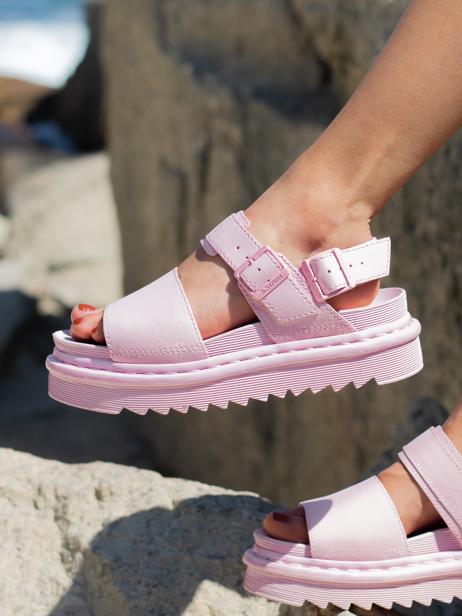 MARTENS VOSS PINK MONO – That Shoe Lady