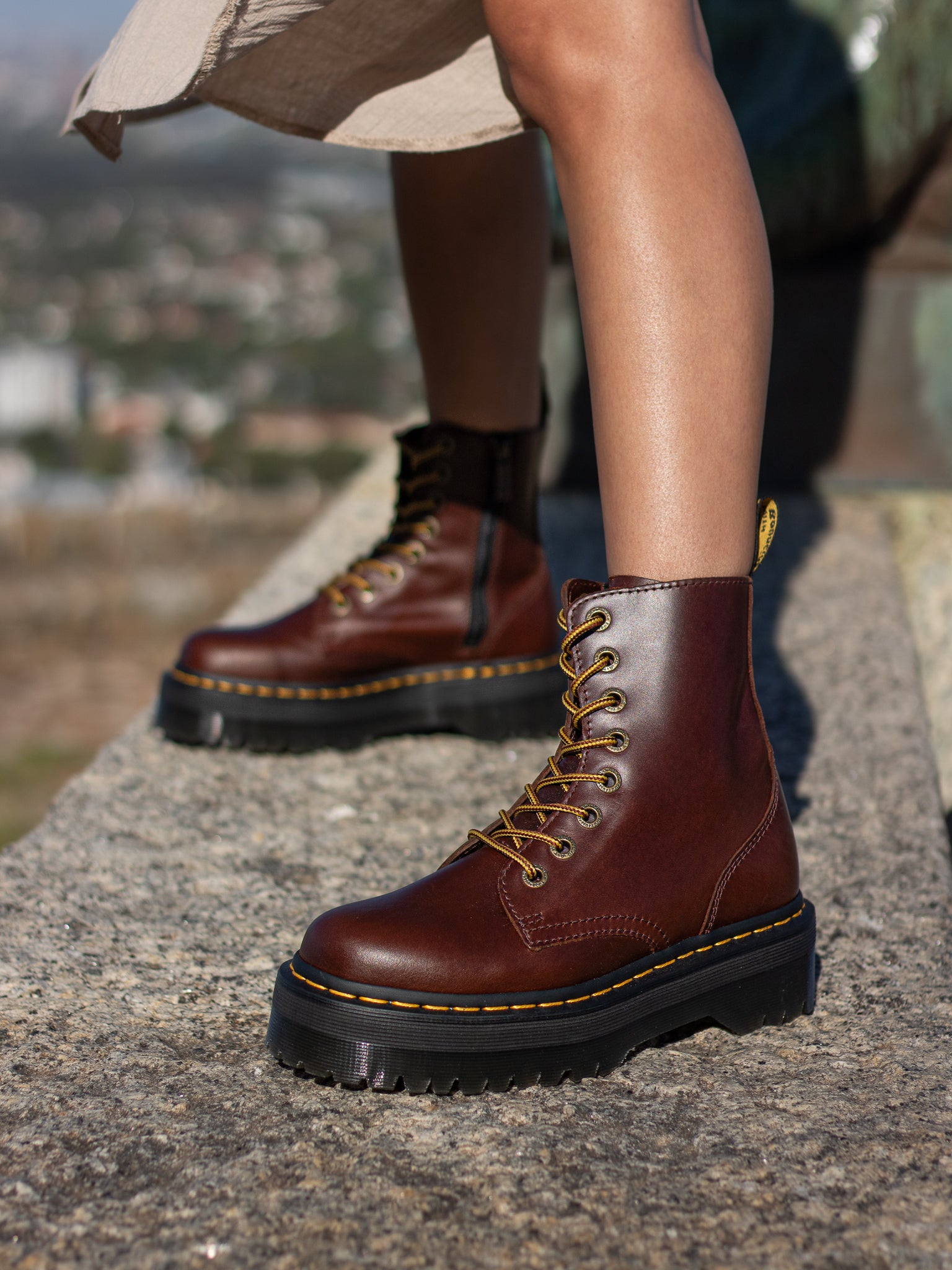 靴 Dr. Martens JADON Jadon Boot Smooth Leather Platforms in Black | Dr. Martens