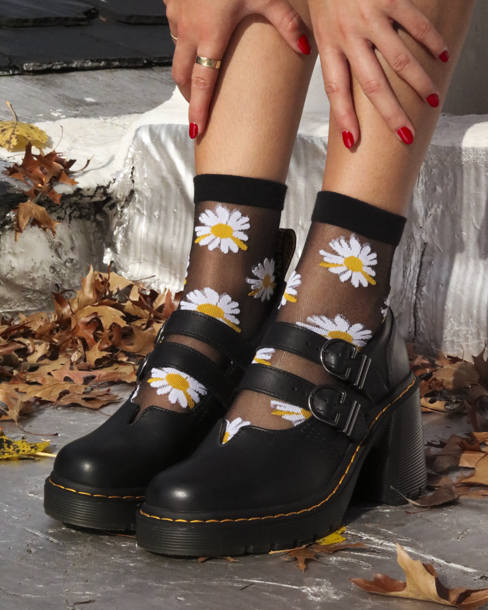 DR. MARTENS EVIEE BLACK – That Shoe Lady