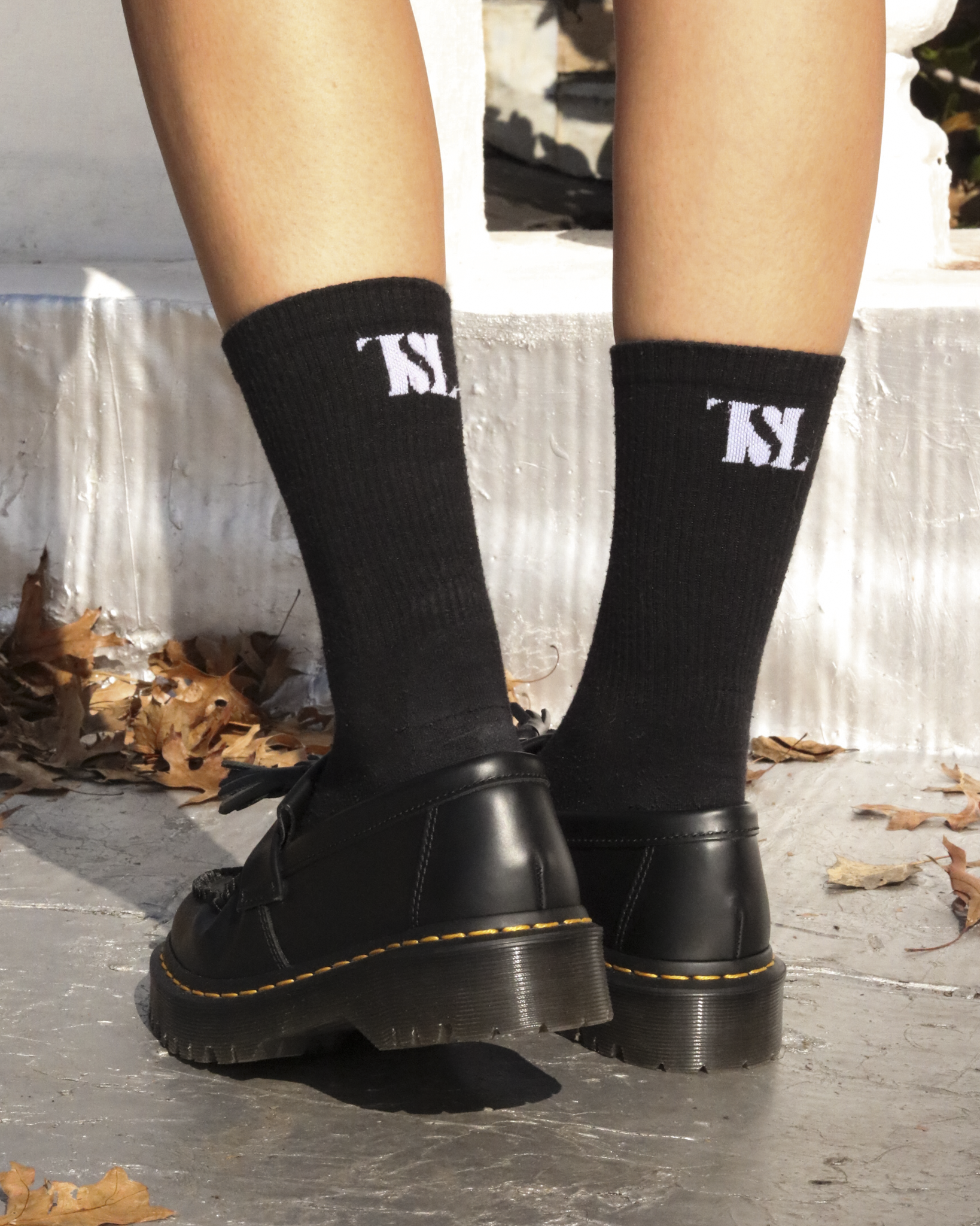 DR. MARTENS ADRIAN BEX BLACK SMOOTH – That Shoe Lady