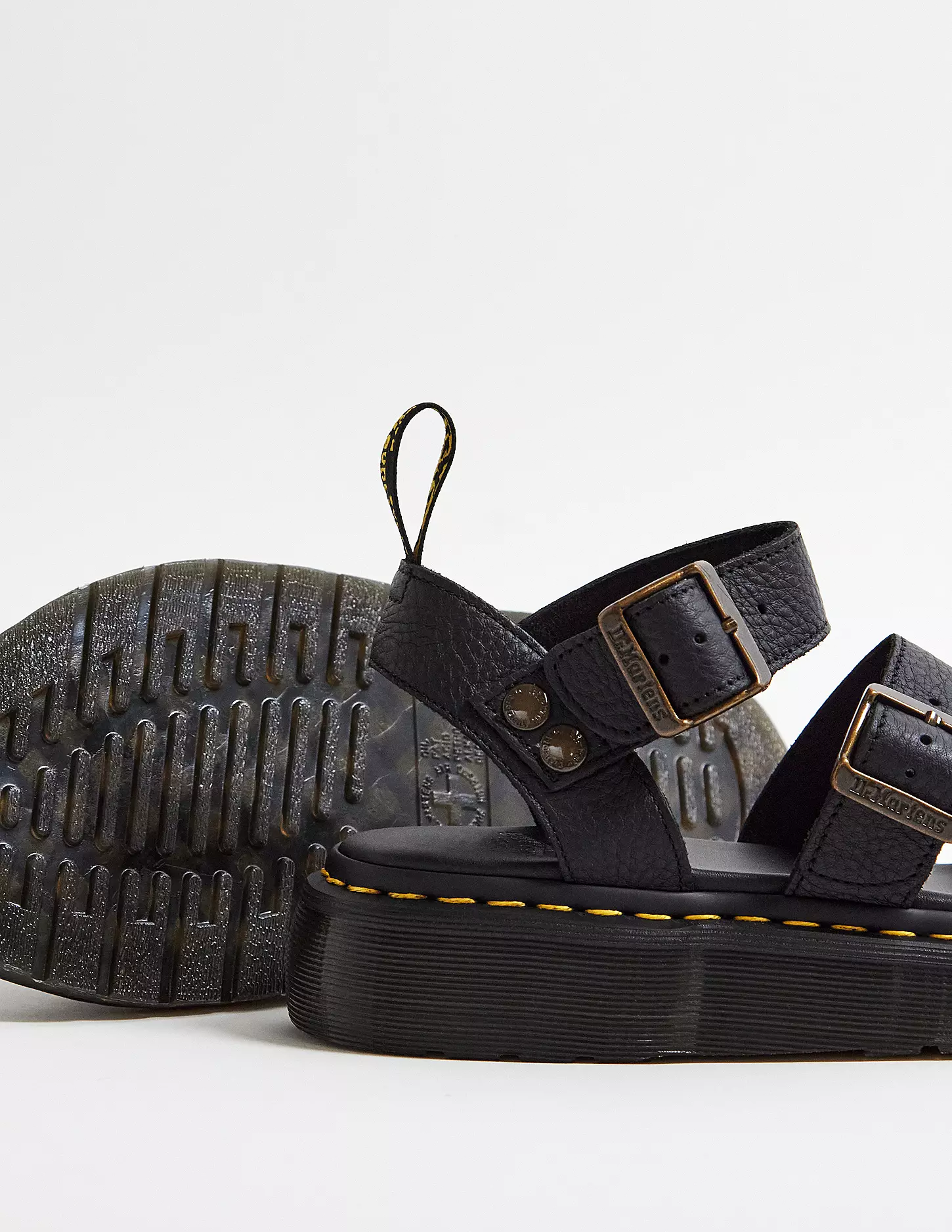DR. MARTENS GRYPHON QUAD BLACK PISA – That Shoe Lady